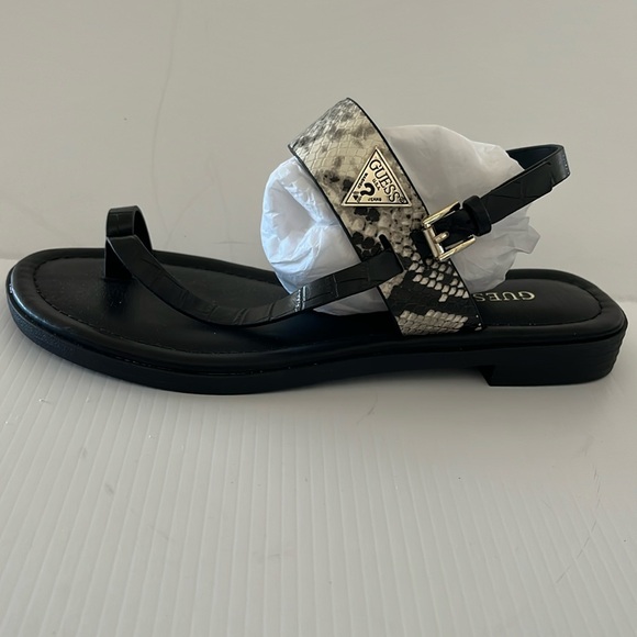 Guess Black/Tan Snake Geesa Round-Toe Slip-On Sling Toe-Loop Strap Sandal W 7.5 - Picture 4 of 12